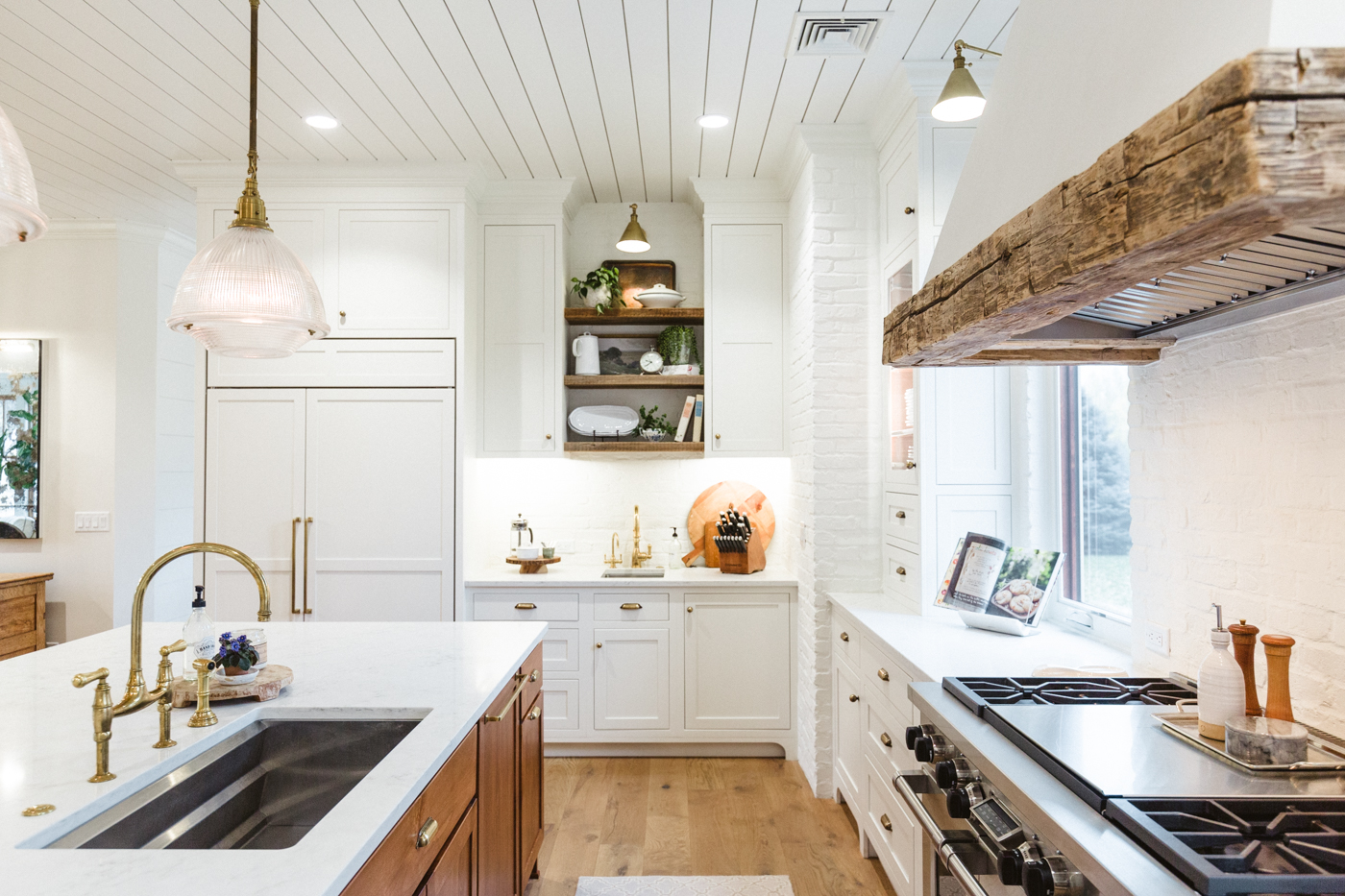neutral-kitchen-updates-cabinets